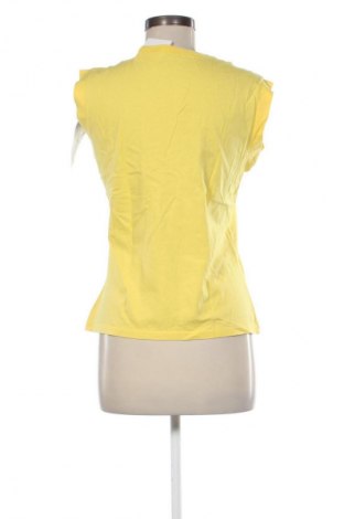 Γυναικείο αμάνικο μπλουζάκι United Colors Of Benetton, Μέγεθος S, Χρώμα Κίτρινο, Τιμή 16,00 €