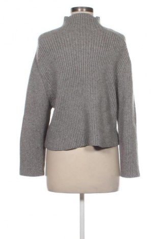 Dámský svetr H&M, Velikost M, Barva Vícebarevné, Cena  425,00 Kč