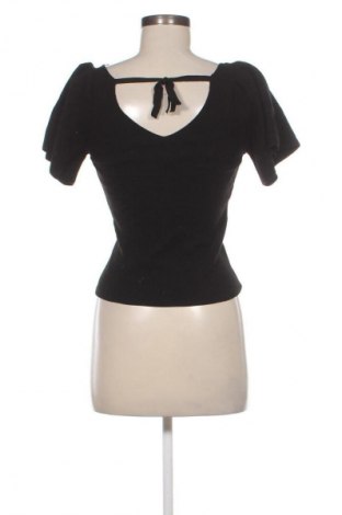 Női pulóver ONLY, Méret M, Szín Fekete, Ár 6 989 Ft