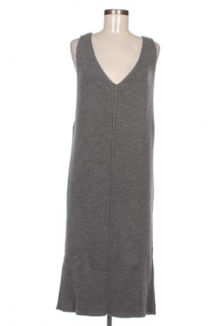 Dámský svetr Unbranded, Velikost S, Barva Šedá, Cena  425,00 Kč