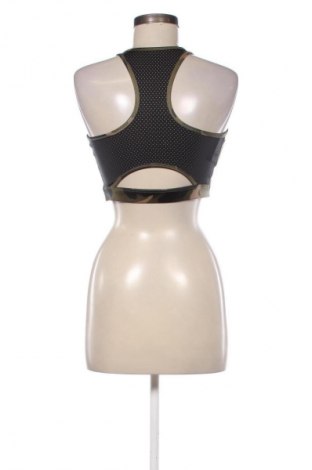 Дамски спортен топ Nike, Размер XL, Цвят Многоцветен, Цена 17,00 €