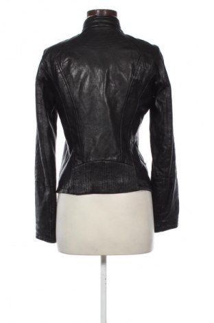 Дамско кожено яке Bershka, Размер L, Цвят Черен, Цена 50,00 €