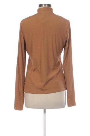 Дамско полo Unbranded, Размер M, Цвят Бежов, Цена 5,11 €