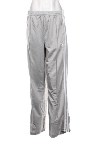 Női sport nadrág Adidas, Méret L, Szín Szürke, Ár 23 839 Ft