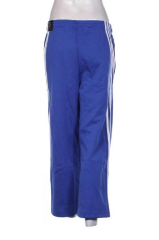 Dámské tepláky Adidas, Velikost M, Barva Modrá, Cena  1 429,00 Kč