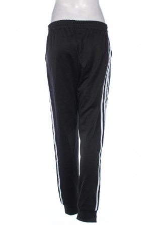 Дамско спортно долнище Adidas, Размер M, Цвят Многоцветен, Цена 21,47 €