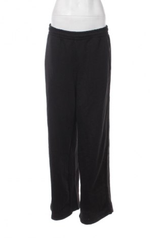 Dámské tepláky Bershka, Velikost L, Barva Černá, Cena  439,00 Kč