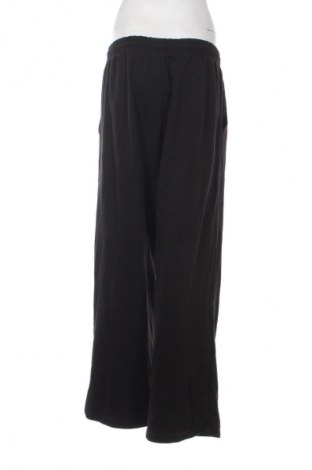 Dámské tepláky Bershka, Velikost L, Barva Černá, Cena  439,00 Kč