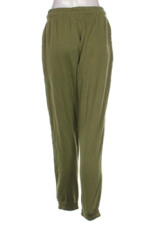 Дамско спортно долнище Clockhouse, Размер M, Цвят Зелен, Цена 24,03 €