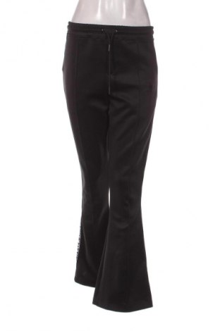 Дамско спортно долнище Daily Paper, Размер S, Цвят Черен, Цена 27,60 €