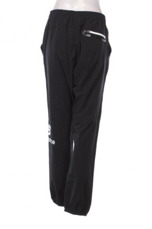 Дамско спортно долнище New Balance, Размер L, Цвят Черен, Цена 21,47 €