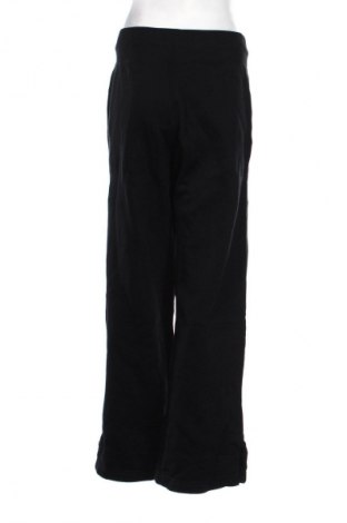 Дамско спортно долнище Nike, Размер S, Цвят Черен, Цена 48,06 €