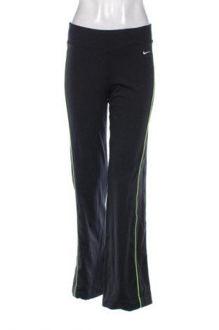 Дамско спортно долнище Nike, Размер S, Цвят Черен, Цена 21,00 €