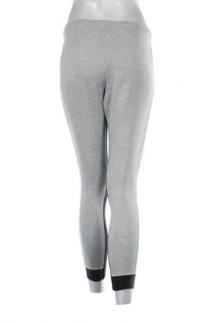 Γυναικείο αθλητικό παντελόνι Nike, Μέγεθος XS, Χρώμα Γκρί, Τιμή 21,00 €