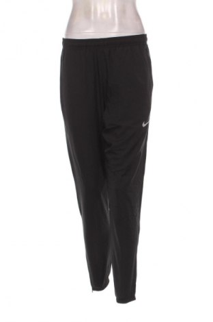 Pantaloni trening de femei Nike, Mărime S, Culoare Negru, Preț 294,99 Lei