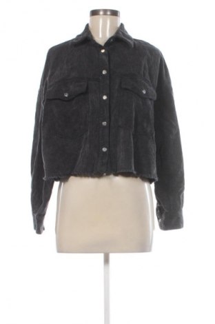 Dámská bunda  Bershka, Velikost M, Barva Šedá, Cena  729,00 Kč