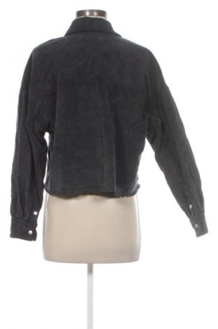 Dámská bunda  Bershka, Velikost M, Barva Šedá, Cena  729,00 Kč