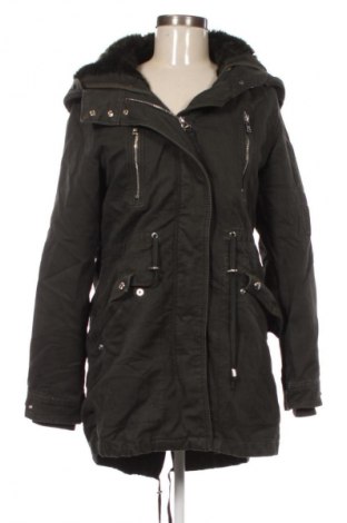 Damenjacke Bershka, Größe M, Farbe Grün, Preis € 27,99