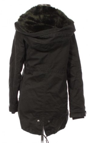 Damenjacke Bershka, Größe M, Farbe Grün, Preis € 27,99