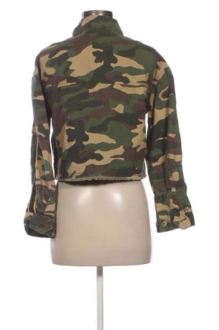 Dámská bunda  Bershka, Velikost XS, Barva Vícebarevné, Cena  709,00 Kč