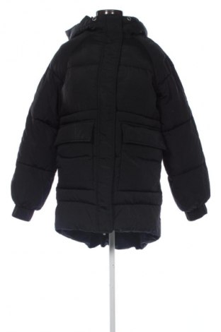 Дамско яке ONLY, Размер XS, Цвят Черен, Цена 20,96 €