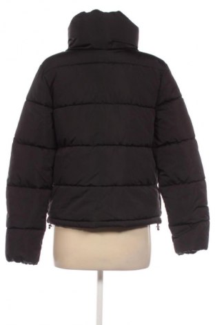 Дамско яке Stradivarius, Размер S, Цвят Черен, Цена 29,73 €