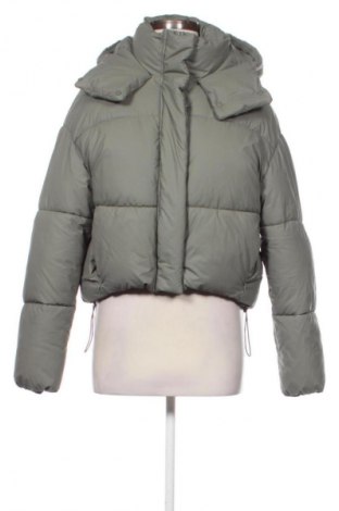 Geacă de femei Zara, Mărime M, Culoare Gri, Preț 129,99 Lei