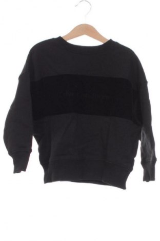 Детска блуза Calvin Klein Jeans, Размер 4-5y/ 110-116 см, Цвят Черен, Цена 14,00 €