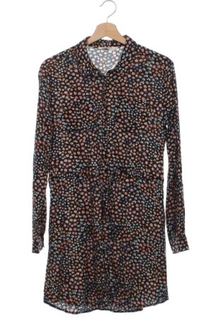 Dětské šaty  H&M, Velikost 15-18y/ 170-176 cm, Barva Vícebarevné, Cena  189,00 Kč