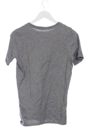 Детска тениска Nike, Размер 14-15y/ 168-170 см, Цвят Сив, Цена 10,00 €