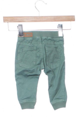 Παιδικά τζίν Unbranded, Μέγεθος 9-12m/ 74-80 εκ., Χρώμα Πράσινο, Τιμή 16,00 €