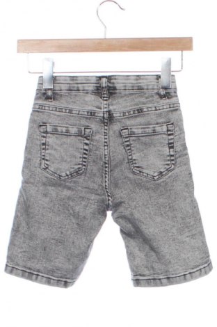 Детски къс панталон Zeeman, Размер 8-9y/ 134-140 см, Цвят Сив, Цена 7,10 €