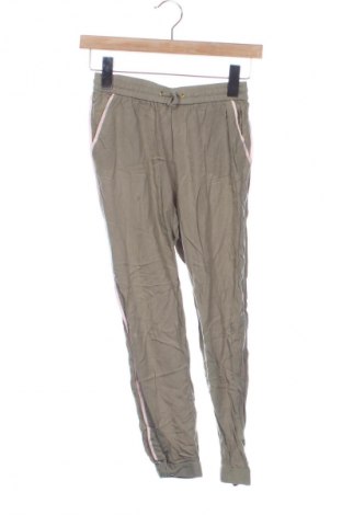 Детски панталон H&M, Размер 8-9y/ 134-140 см, Цвят Зелен, Цена 10,74 €