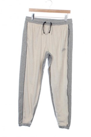 Παιδική κάτω φόρμα Nike, Μέγεθος 14-15y/ 168-170 εκ., Χρώμα Πολύχρωμο, Τιμή 47,99 €