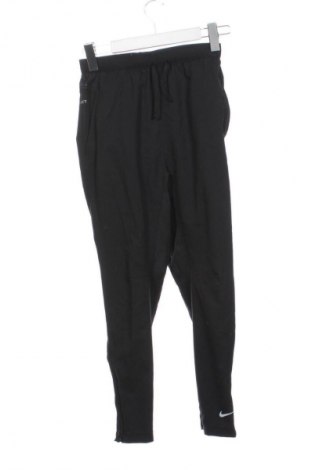 Παιδική κάτω φόρμα Nike, Μέγεθος 10-11y/ 146-152 εκ., Χρώμα Μαύρο, Τιμή 17,46 €