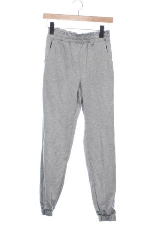 Kinder Sporthose Unbranded, Größe 11-12y/ 152-158 cm, Farbe Silber, Preis 16,99 €