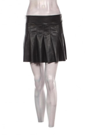 Кожена пола Fb Sister, Размер S, Цвят Черен, Цена 3,57 €