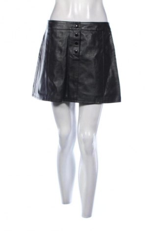 Кожена пола H&M Divided, Размер L, Цвят Черен, Цена 4,60 €