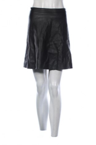 Bőrszoknya Kiomi, Méret S, Szín Fekete, Ár 8 640 Ft