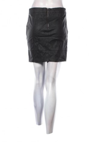 Kožená sukně  ONLY, Velikost M, Barva Černá, Cena  119,00 Kč