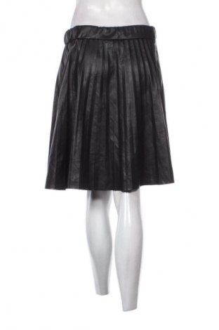 Кожена пола VILA, Размер S, Цвят Черен, Цена 6,13 €