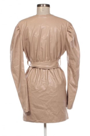Кожена рокля Pretty Little Thing, Размер M, Цвят Бежов, Цена 8,18 €