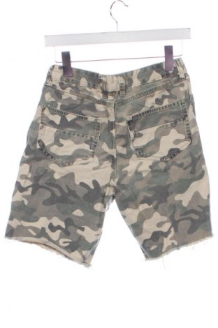 Pánské kraťasy Bershka, Velikost XS, Barva Vícebarevné, Cena  425,00 Kč