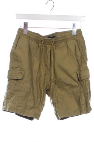 Herren Shorts Pull&Bear, Größe S, Farbe Grün, Preis 15,00 €