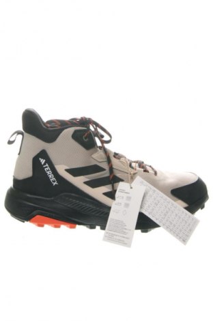 Férfi cipők
 Adidas, Méret 43, Szín Sokszínű, Ár 39 669 Ft