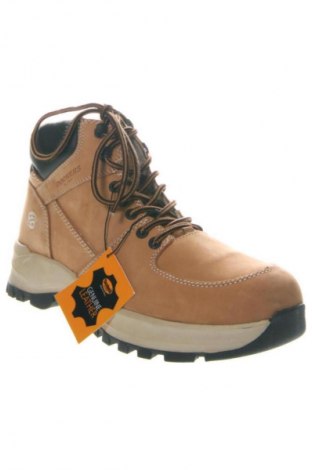 Férfi cipők
 Dockers, Méret 42, Szín Bézs, Ár 55 749 Ft