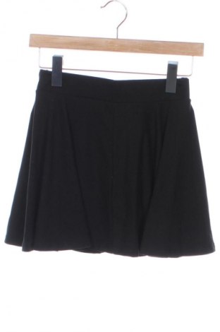Nadrágszoknya SHEIN, Méret XS, Szín Fekete, Ár 4 132 Ft