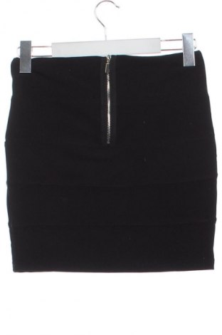 Φούστα Amisu, Μέγεθος XS, Χρώμα Μαύρο, Τιμή 10,99 €