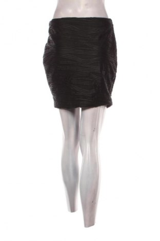 Spódnica Amisu, Rozmiar M, Kolor Czarny, Cena 19,99 zł