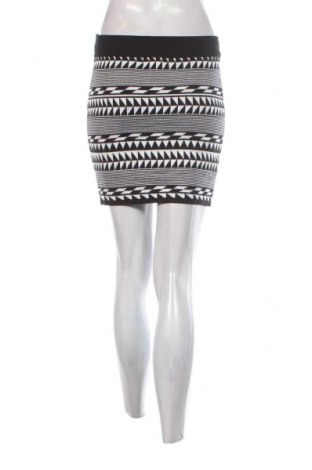 Пола Apricot, Размер S, Цвят Многоцветен, Цена 5,11 €